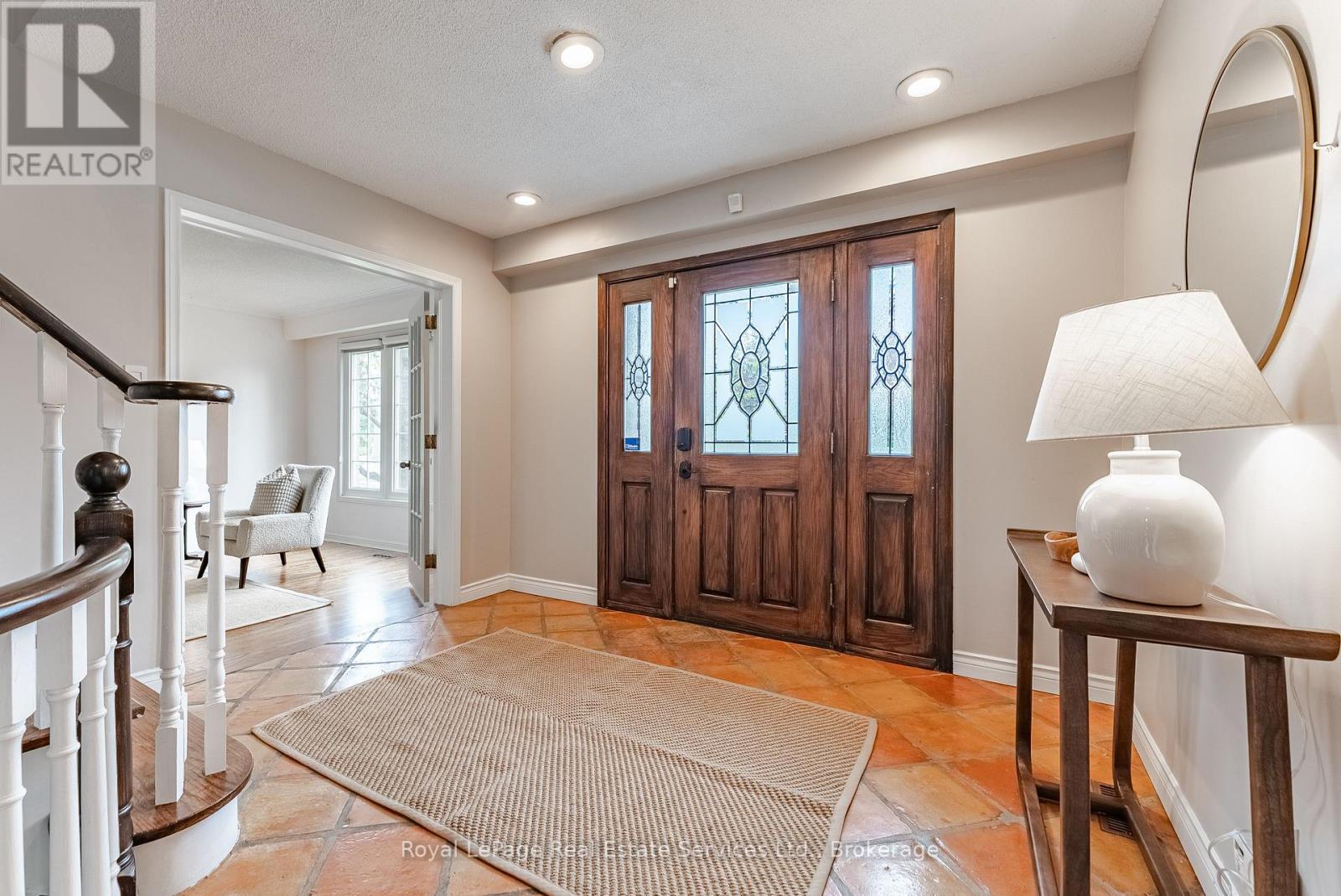 












2082 MISSISSAUGA ROAD

,
Mississauga (Sheridan),




Ontario
L5H2K6

