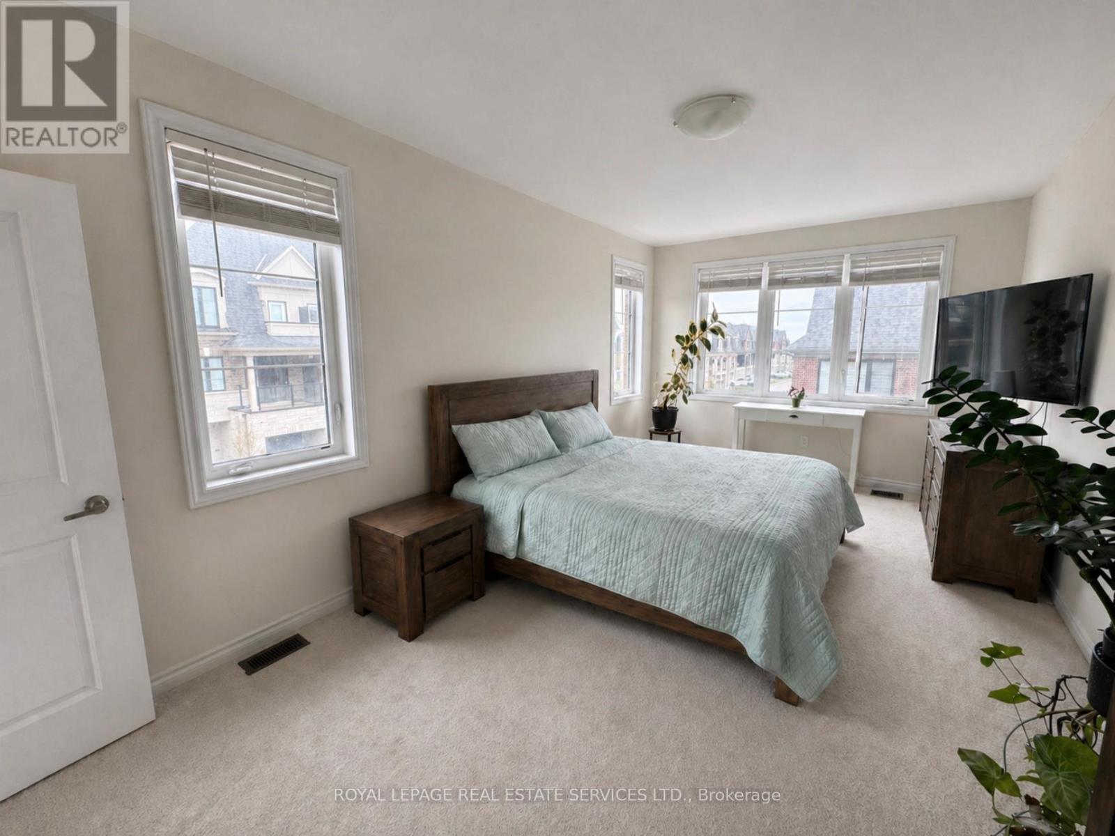 












1434 NATIONAL COMMON

,
Burlington,




Ontario
L7P3W5

