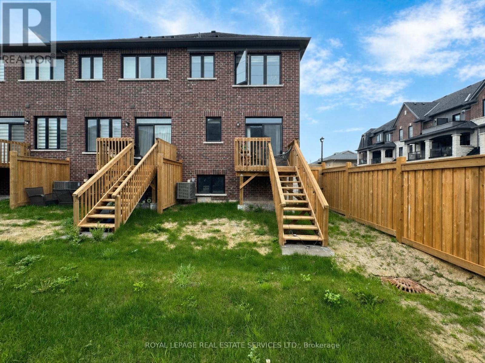 












1434 NATIONAL COMMON

,
Burlington,




Ontario
L7P3W5

