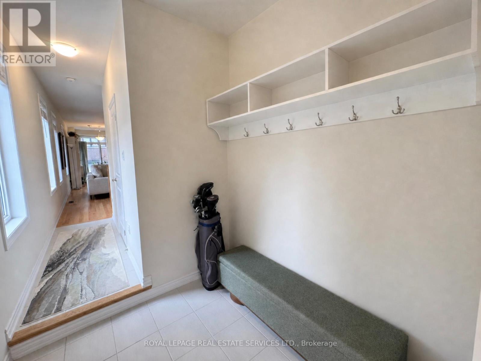 












1434 NATIONAL COMMON

,
Burlington,




Ontario
L7P3W5


