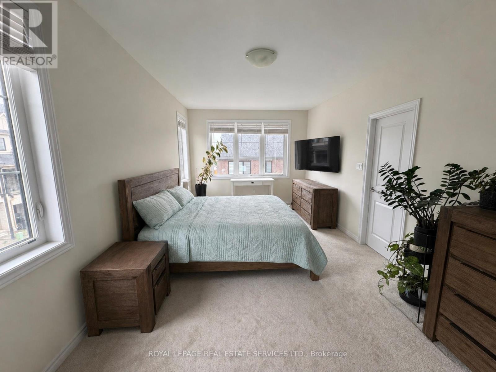 












1434 NATIONAL COMMON

,
Burlington,




Ontario
L7P3W5

