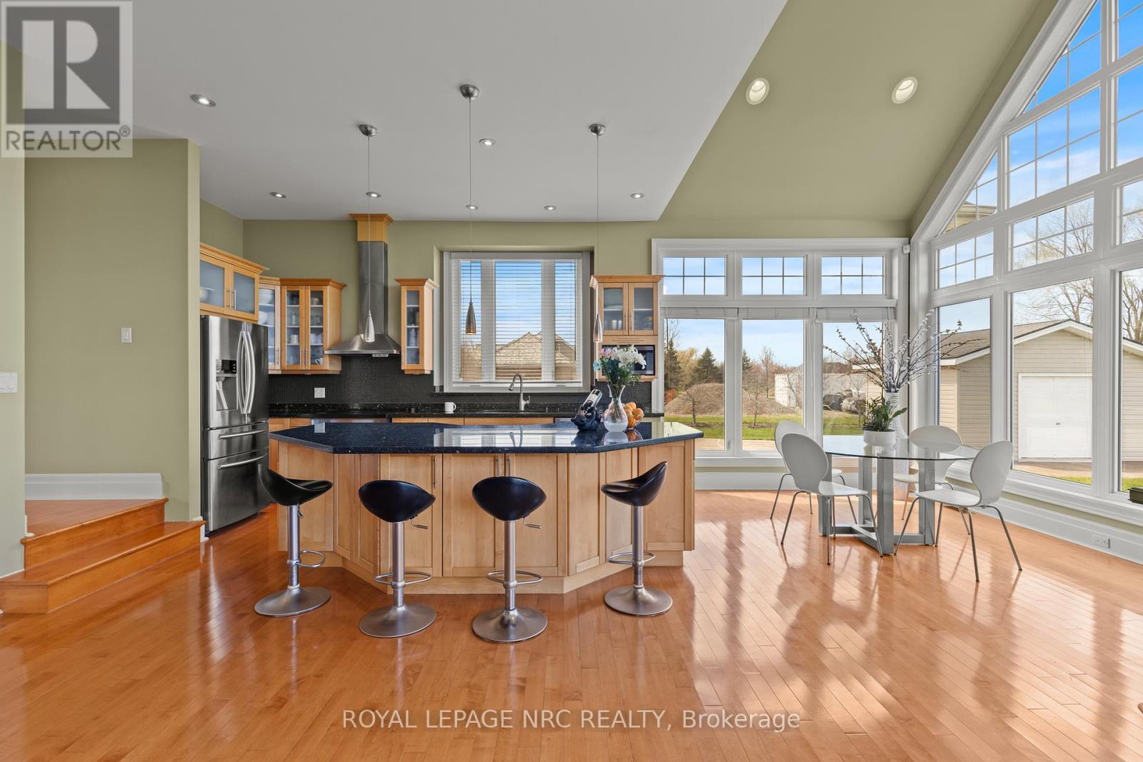 












2615 MILLER ROAD

,
Niagara Falls (Lyons Creek),




Ontario
L2G0N2

