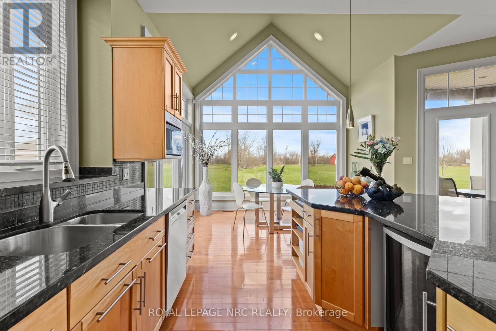 












2615 MILLER ROAD

,
Niagara Falls (Lyons Creek),




Ontario
L2G0N2


