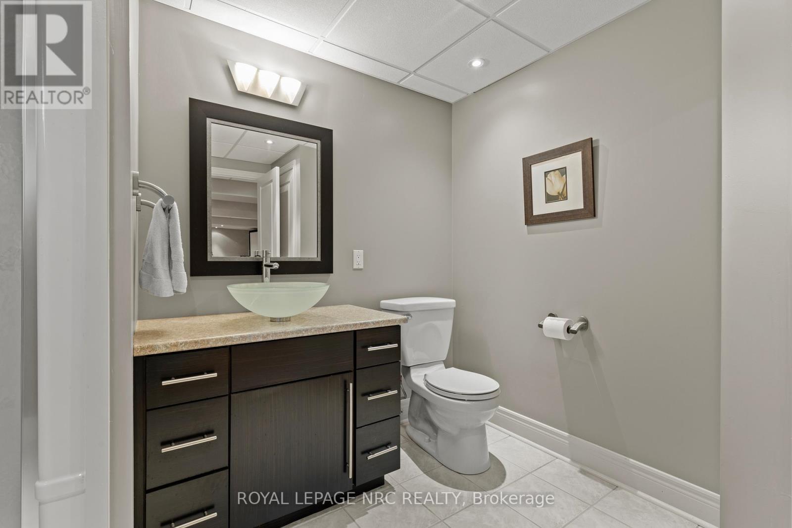 












2615 MILLER ROAD

,
Niagara Falls (Lyons Creek),




Ontario
L2G0N2

