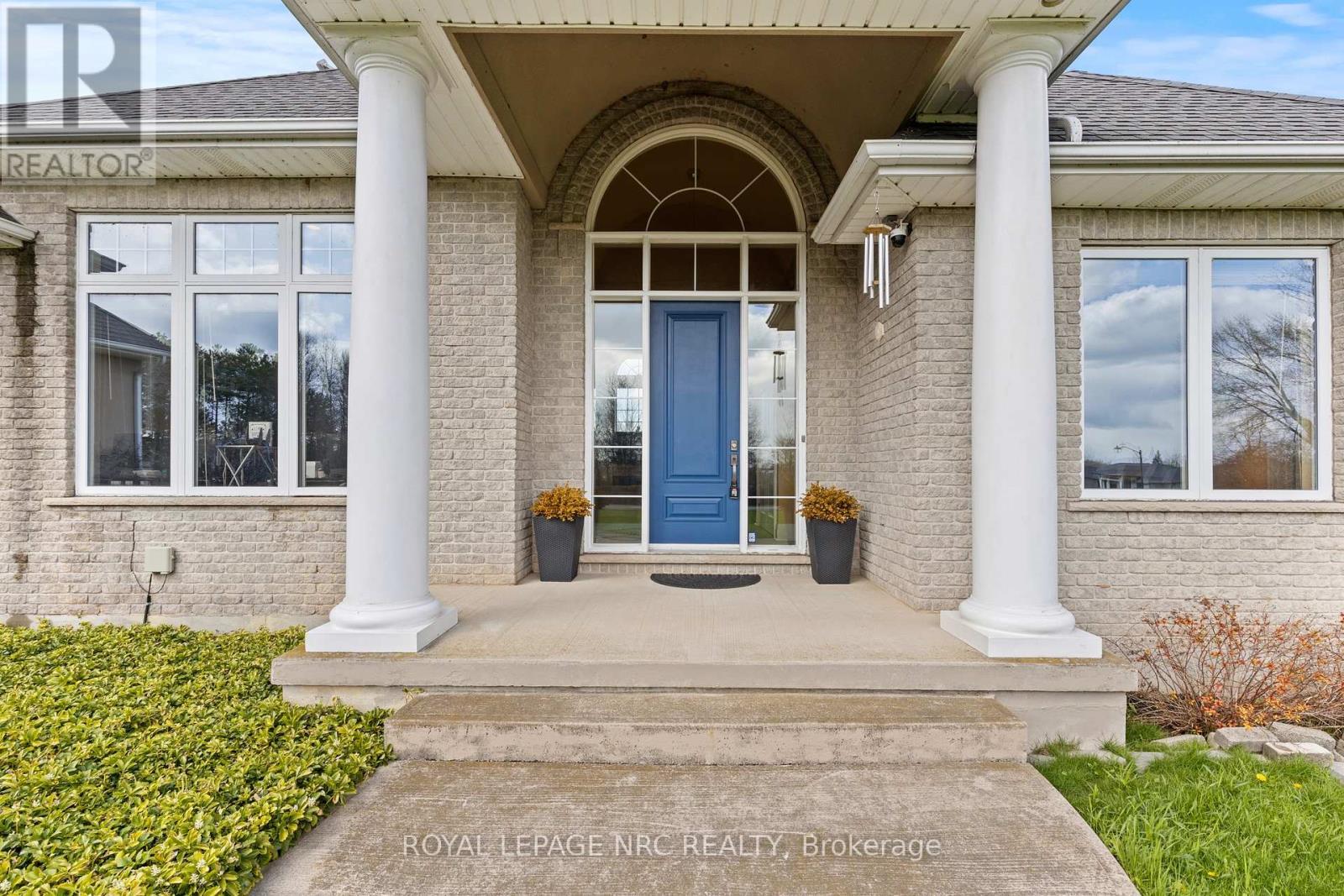 












2615 MILLER ROAD

,
Niagara Falls (Lyons Creek),




Ontario
L2G0N2

