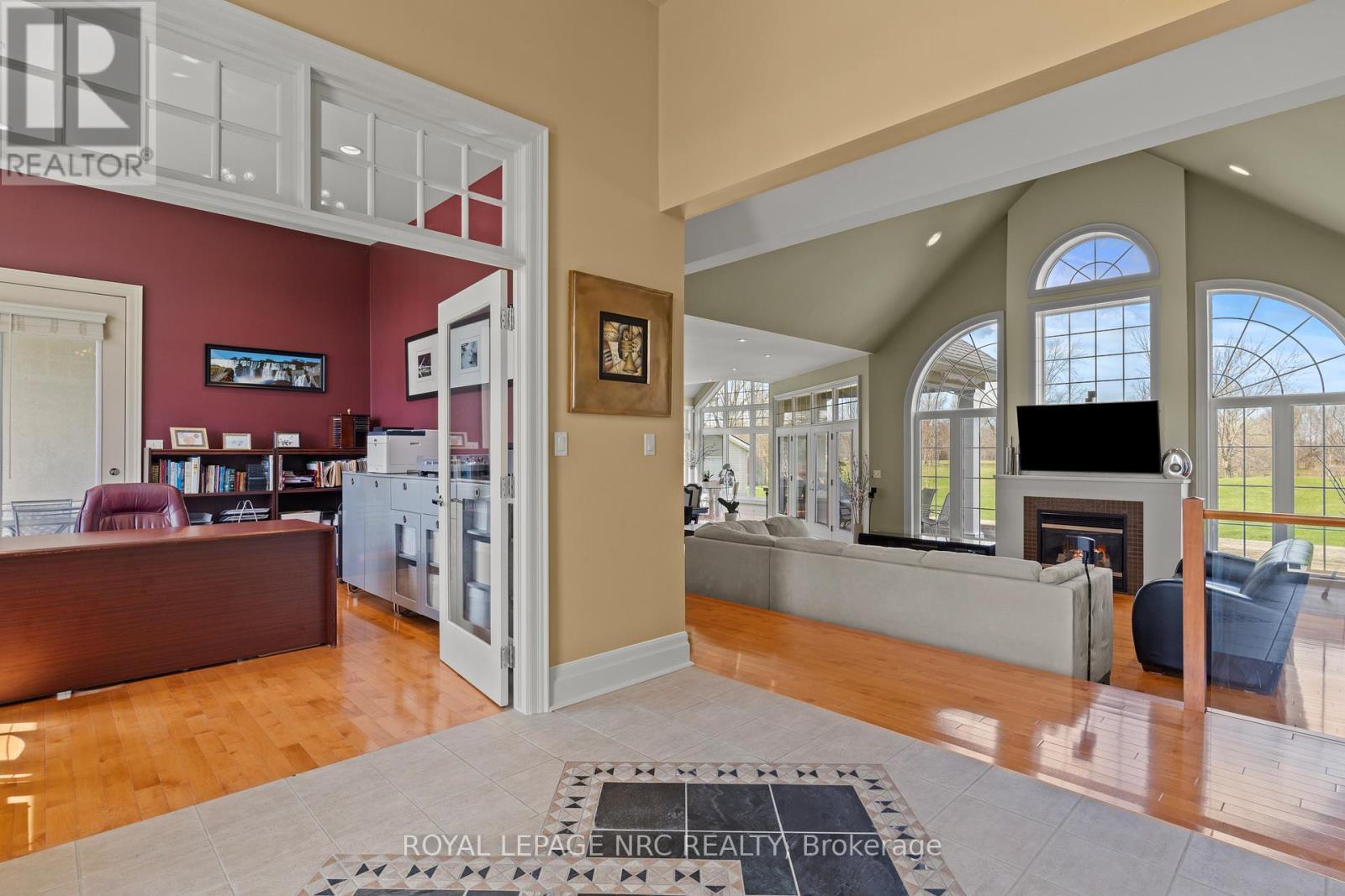 












2615 MILLER ROAD

,
Niagara Falls (Lyons Creek),




Ontario
L2G0N2

