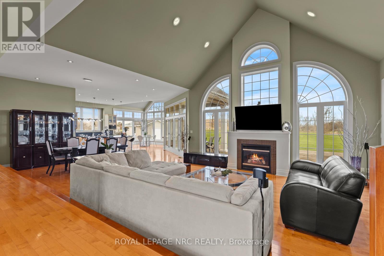 












2615 MILLER ROAD

,
Niagara Falls (Lyons Creek),




Ontario
L2G0N2


