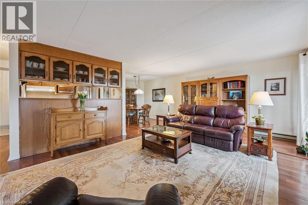 












8 CHRISTOPHER Court Unit# 507

,
Guelph,




Ontario
N1G4N7

