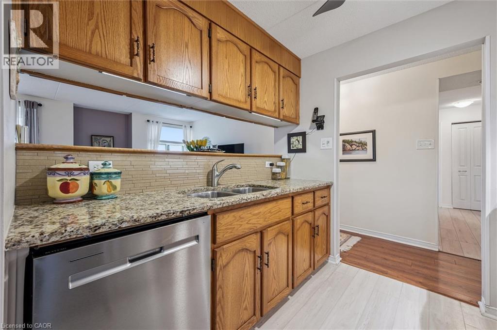 












8 CHRISTOPHER Court Unit# 507

,
Guelph,




Ontario
N1G4N7

