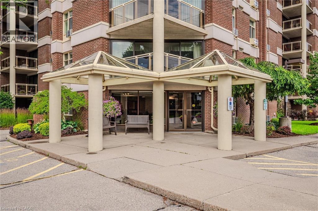 












8 CHRISTOPHER Court Unit# 507

,
Guelph,




Ontario
N1G4N7

