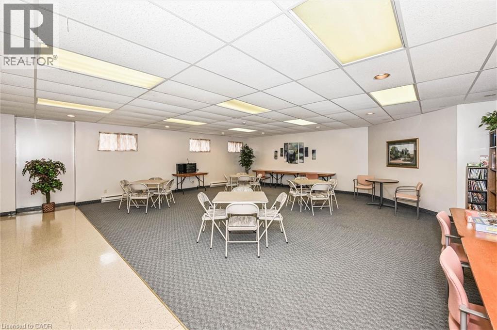 












8 CHRISTOPHER Court Unit# 507

,
Guelph,




Ontario
N1G4N7

