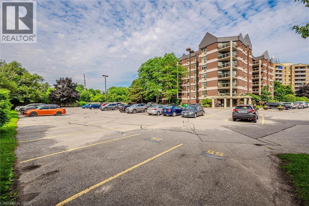












8 CHRISTOPHER Court Unit# 507

,
Guelph,




Ontario
N1G4N7

