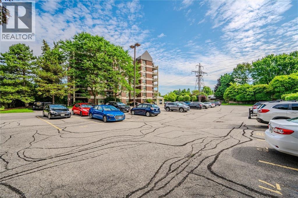 












8 CHRISTOPHER Court Unit# 507

,
Guelph,




Ontario
N1G4N7

