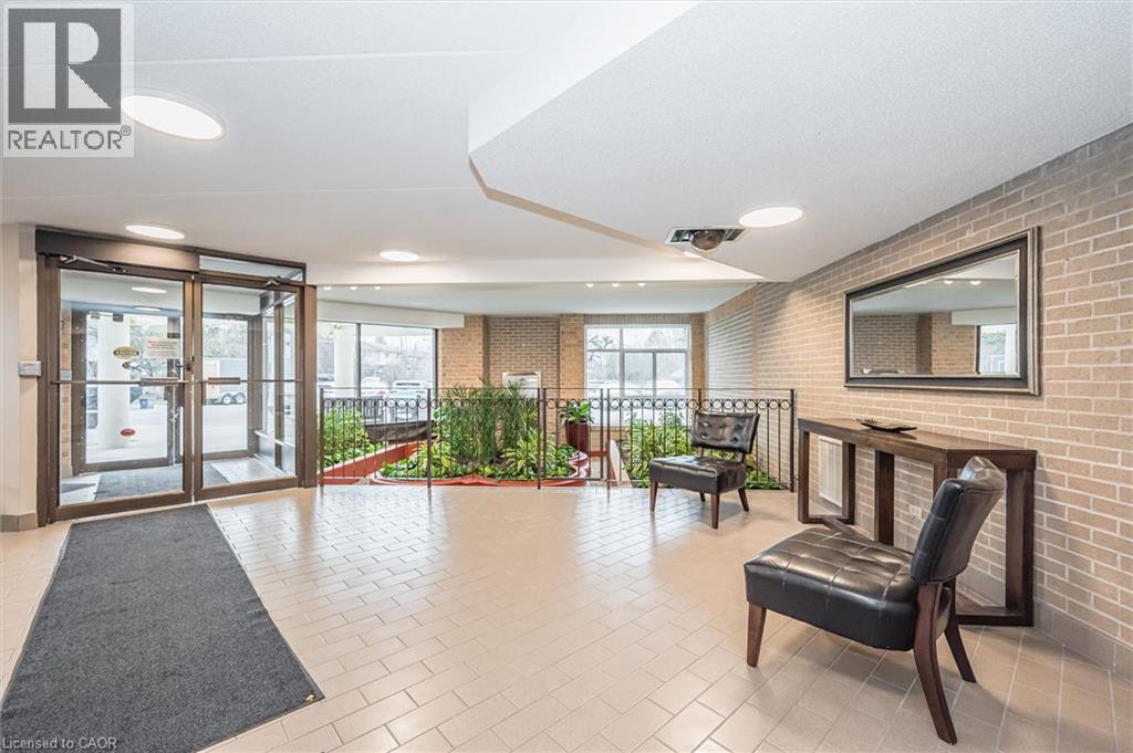 












8 CHRISTOPHER Court Unit# 507

,
Guelph,




Ontario
N1G4N7

