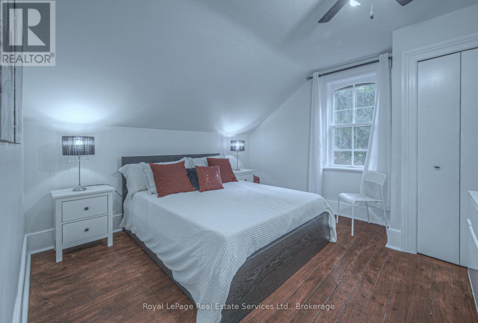 












92 ADAM STREET

,
Cambridge,




Ontario
N3C2K6


