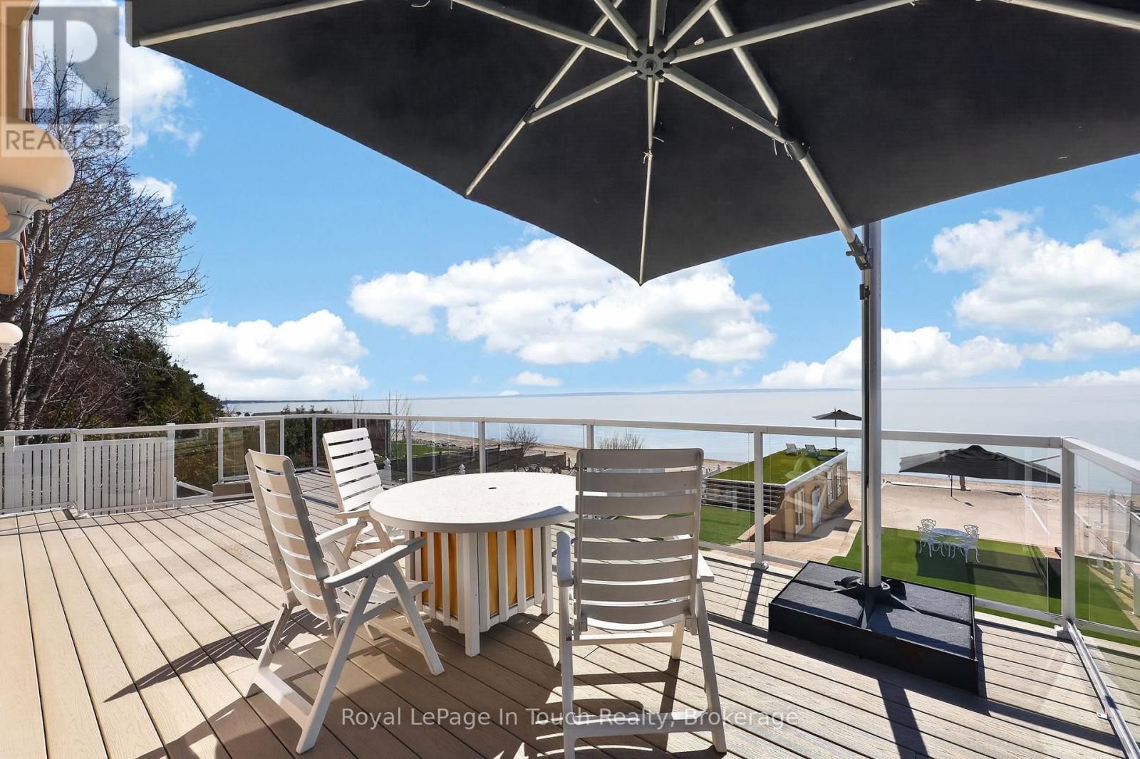 












32 TINY BEACHES ROAD S

,
Tiny,




Ontario
L0L2J0


