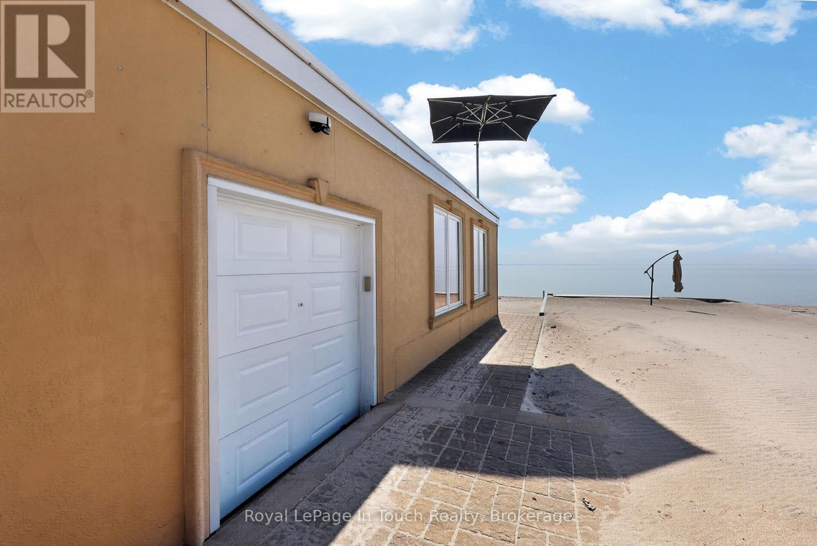 












32 TINY BEACHES ROAD S

,
Tiny,




Ontario
L0L2J0

