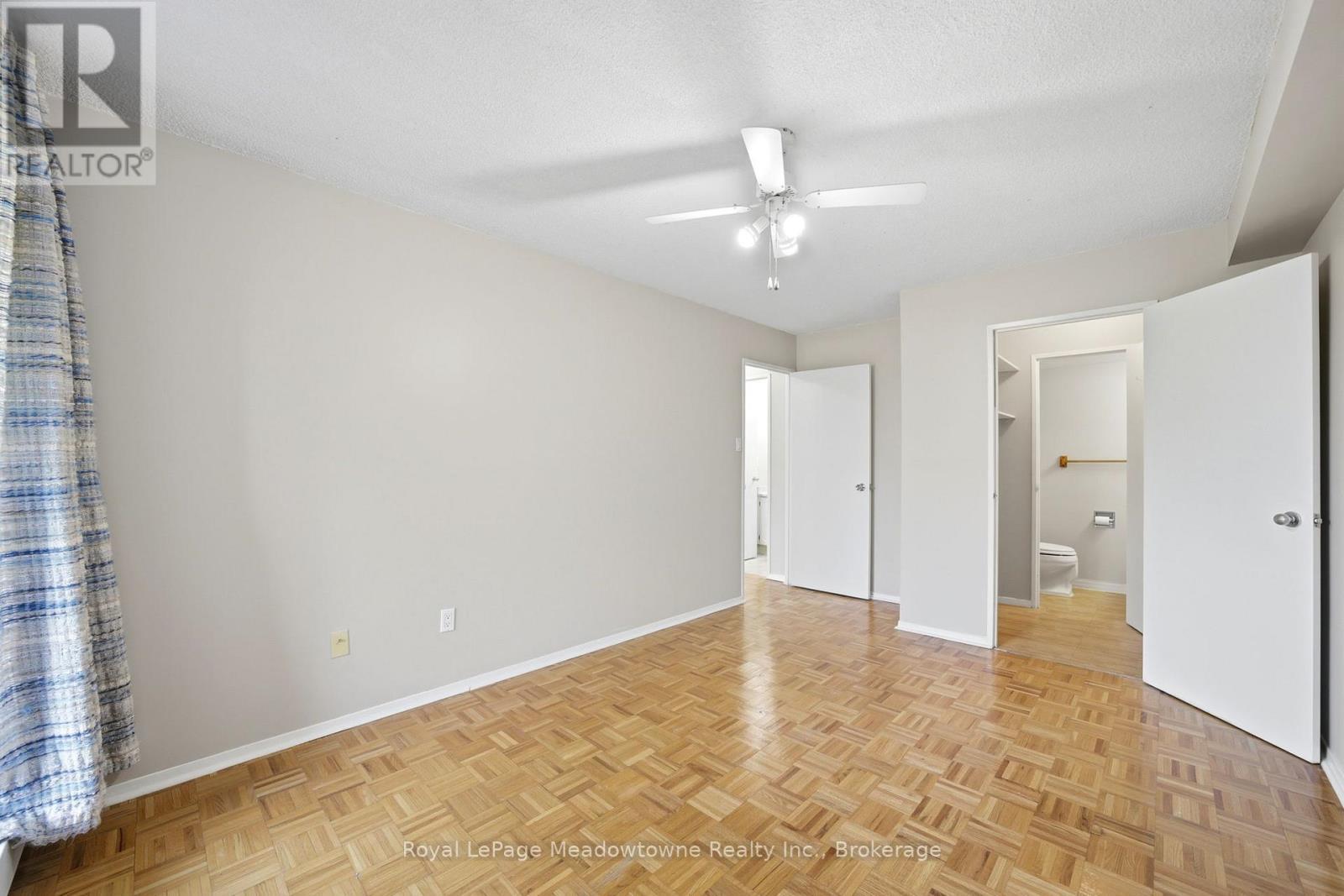 












215 - 2929 AQUITAINE AVENUE

,
Mississauga (Meadowvale),




Ontario
L5N2C7

