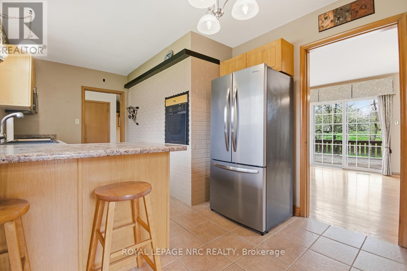 












53 PEARSON ROAD

,
Welland (Cooks Mills),




Ontario
L3B5N4

