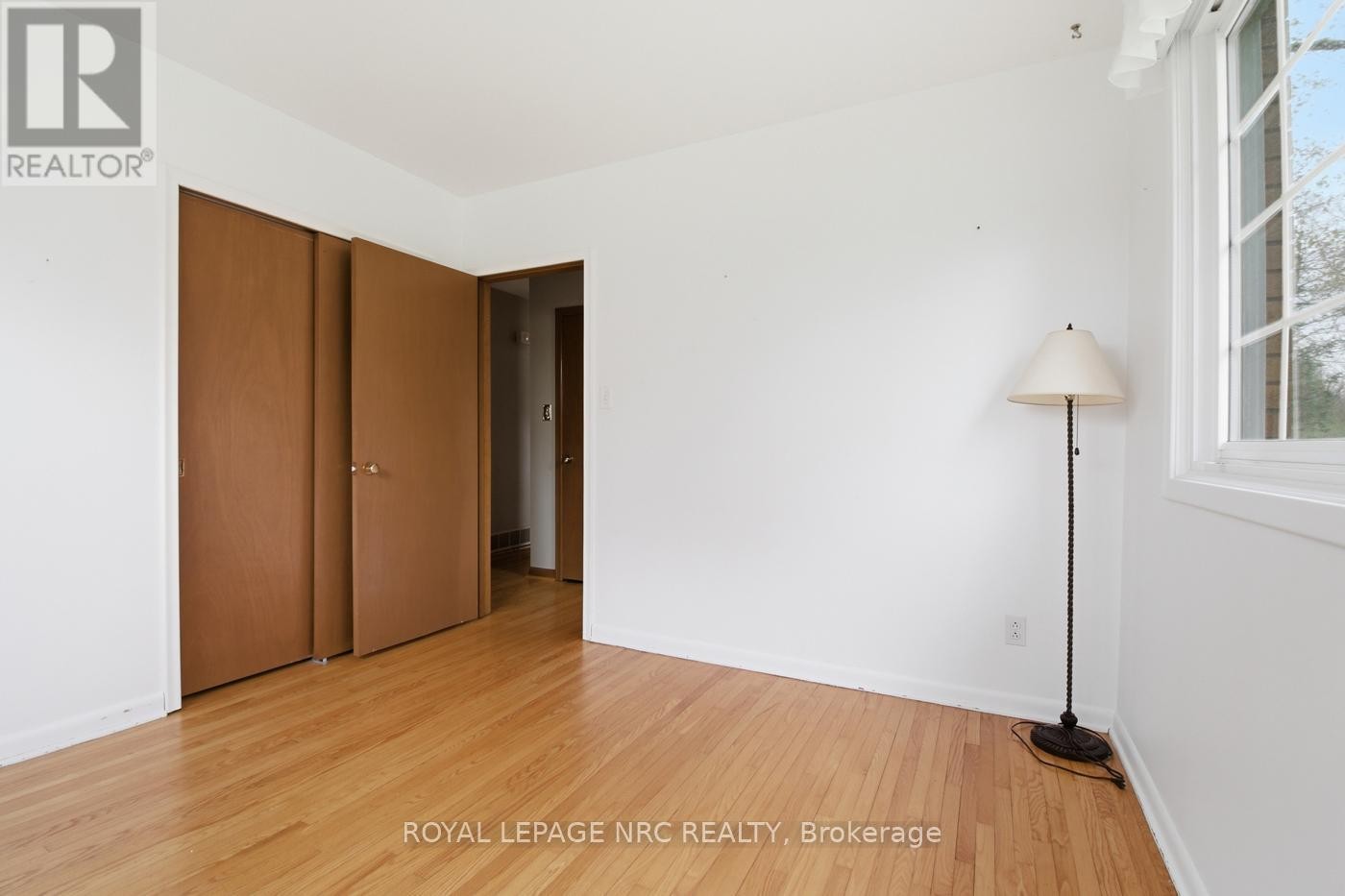 












53 PEARSON ROAD

,
Welland (Cooks Mills),




Ontario
L3B5N4

