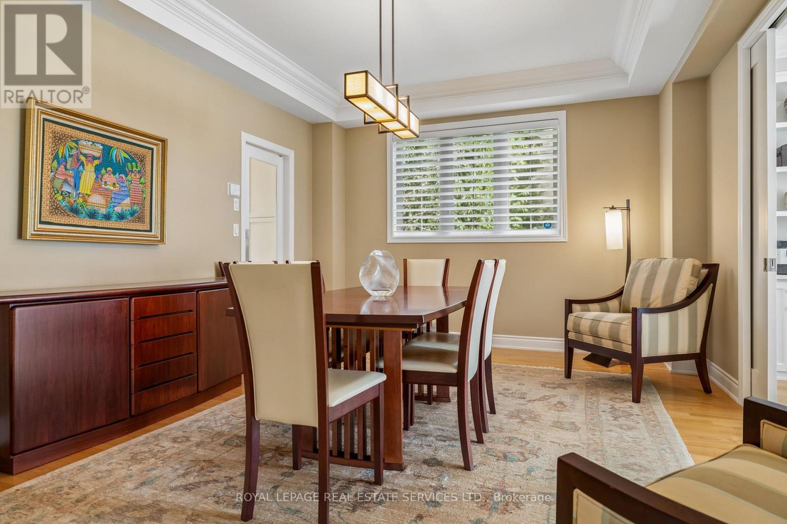 












1020 VALLEY CREST CIRCLE

,
Oakville,




Ontario
L6H6W8

