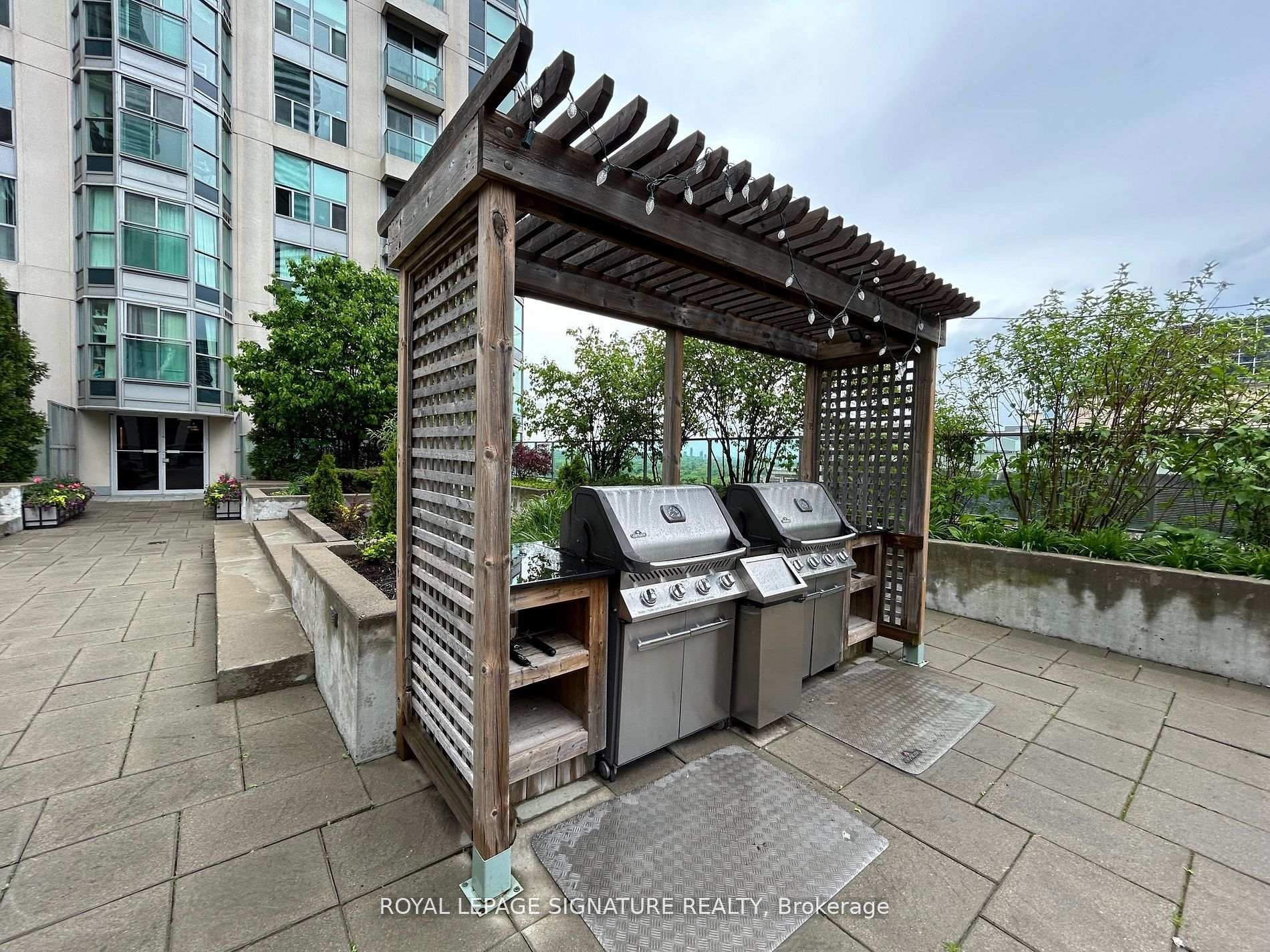 









8


Park

Road, 1502,
Toronto,




ON
M4W 3S5

