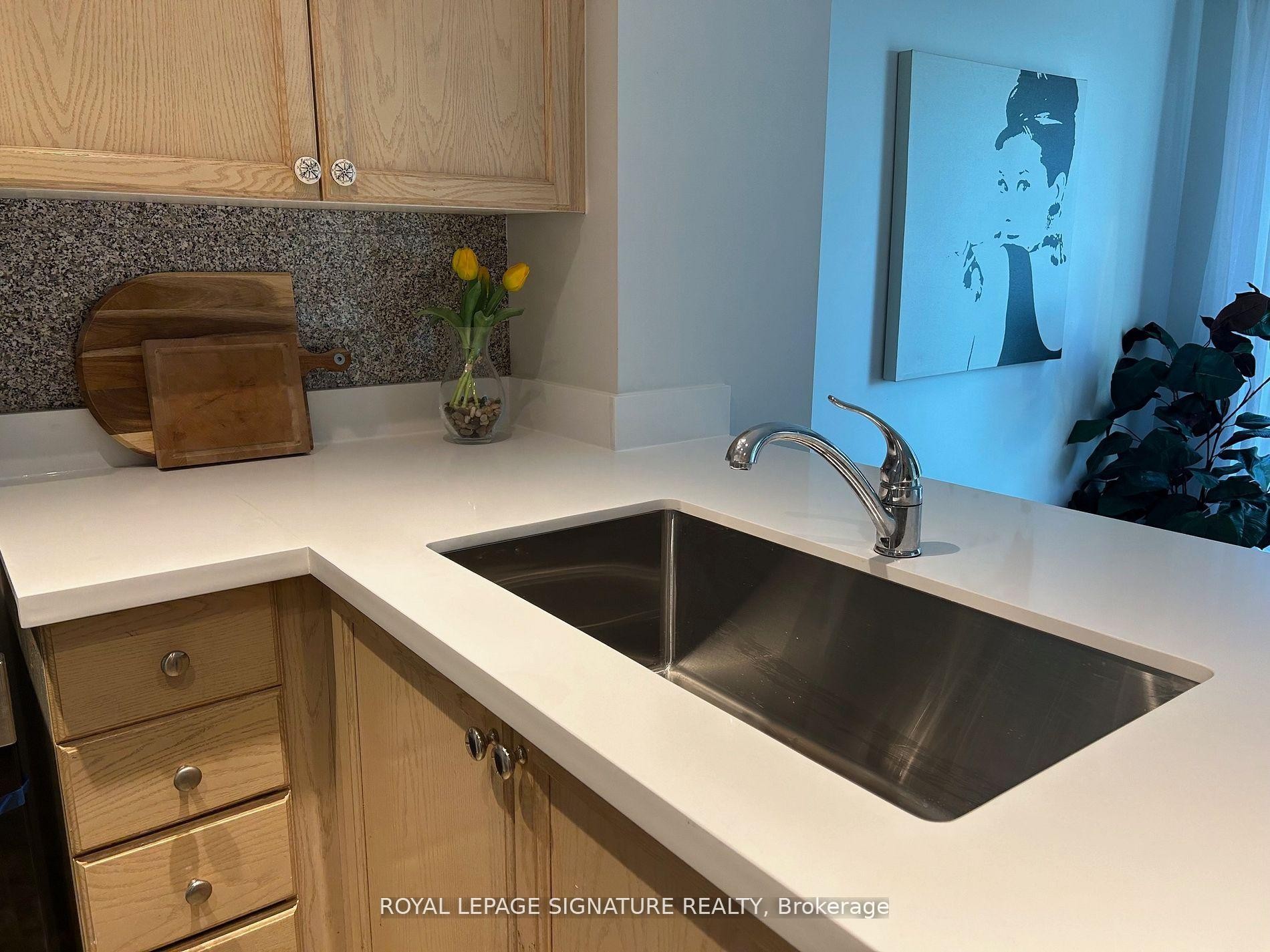 









8


Park

Road, 1502,
Toronto,




ON
M4W 3S5

