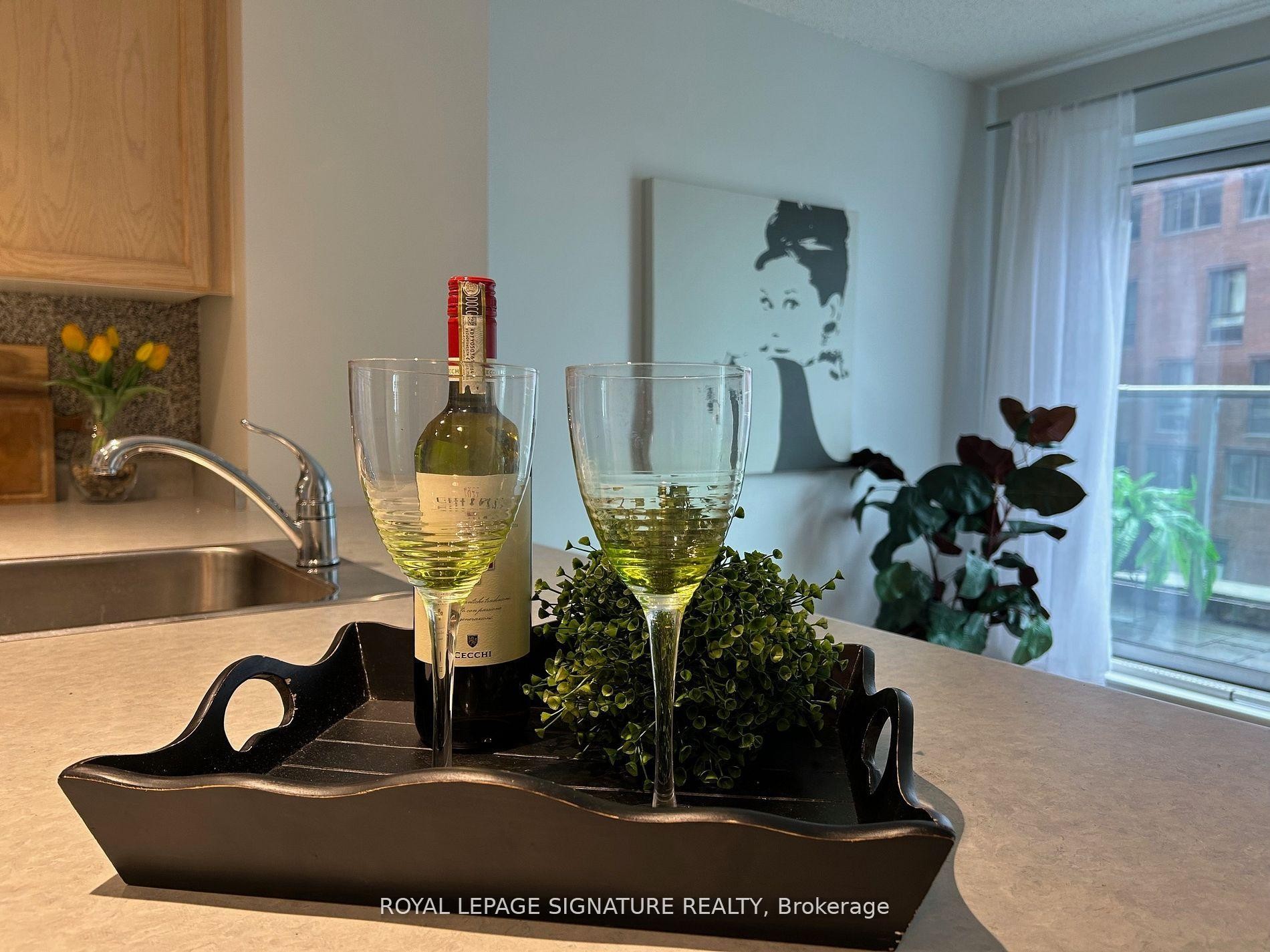 









8


Park

Road, 1502,
Toronto,




ON
M4W 3S5

