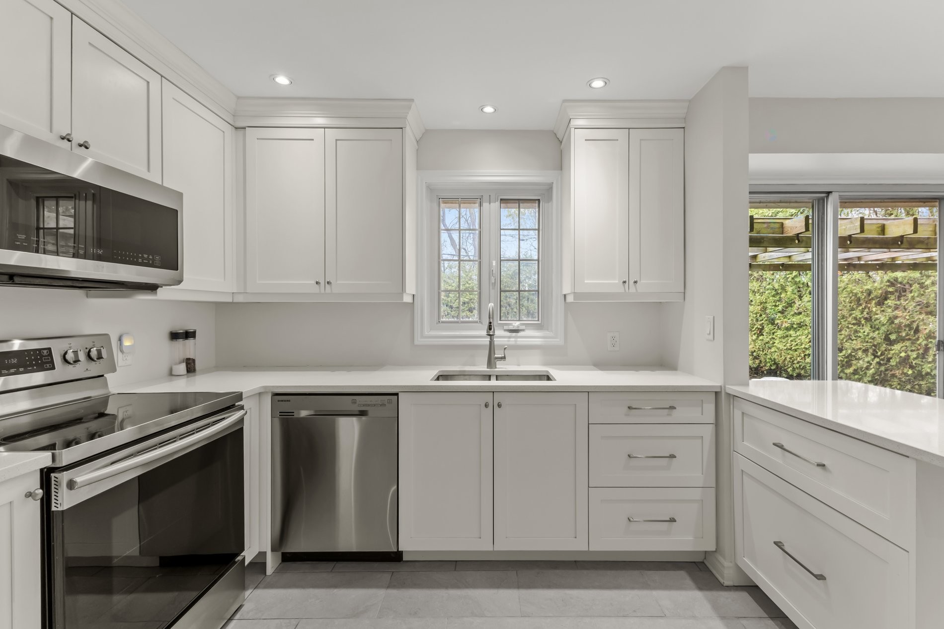 









174


Rue du Niagara

,
Kirkland,




QC
H9J2Y9

