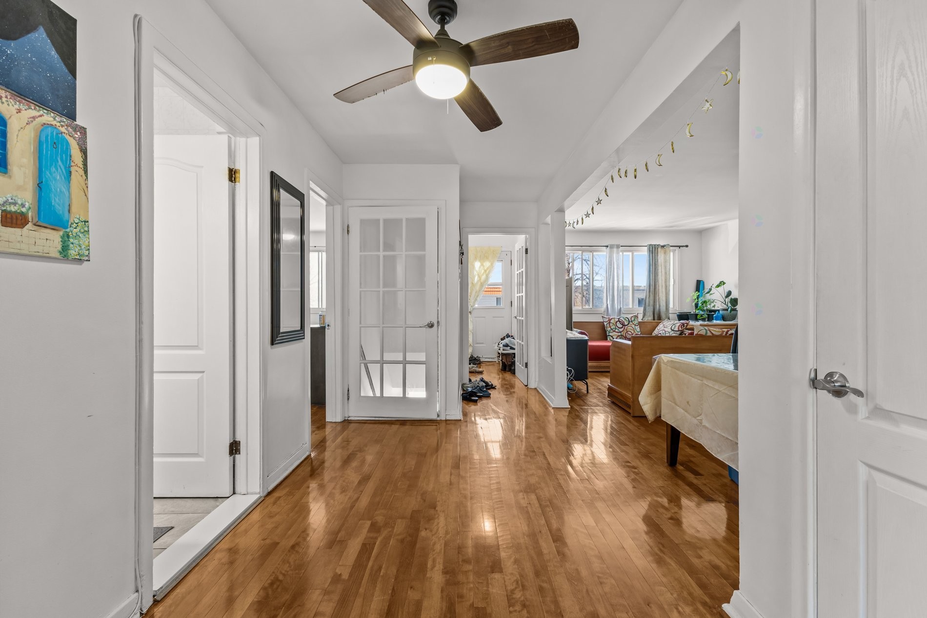 









6220

 - 6222A


Rue de Lachenaie

,
Montréal (Saint-Léonard),




QC
H1S1P3

