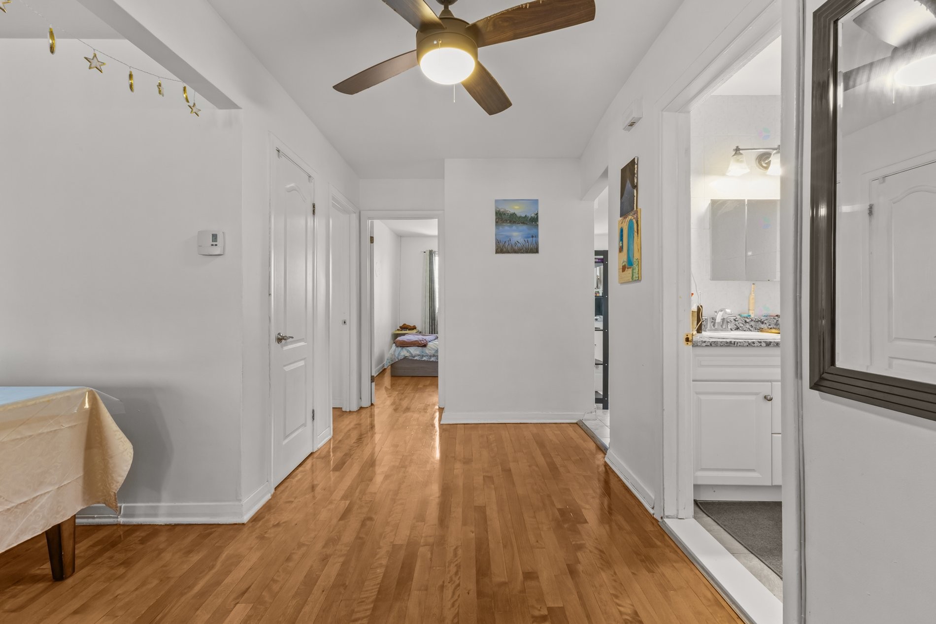









6220

 - 6222A


Rue de Lachenaie

,
Montréal (Saint-Léonard),




QC
H1S1P3

