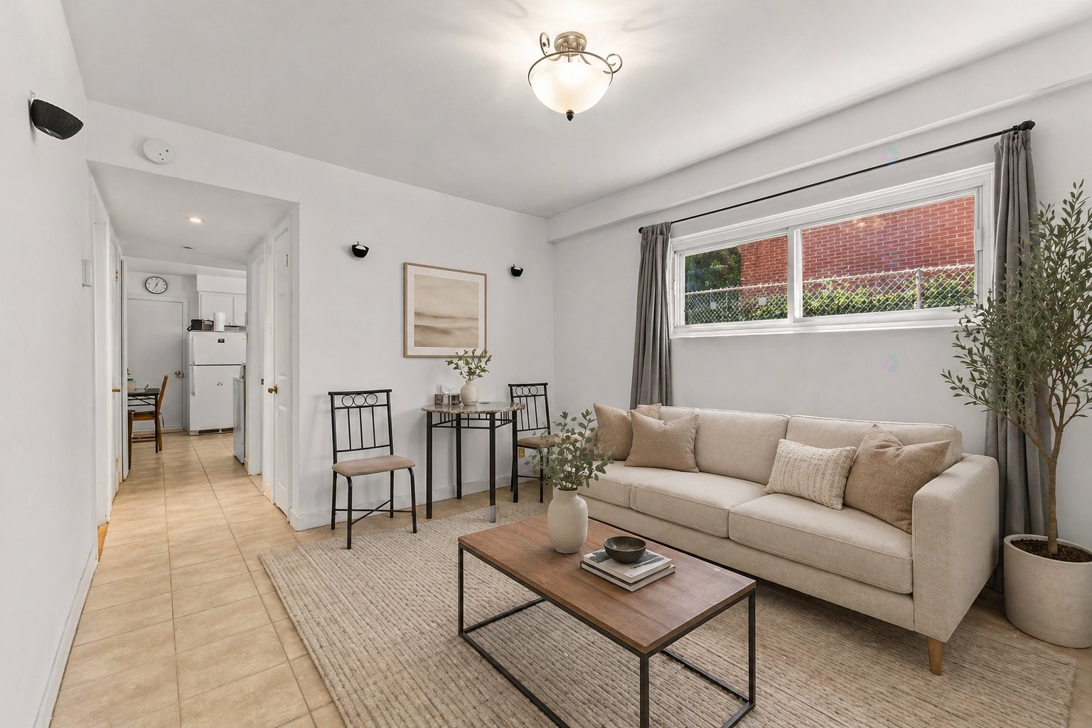 









6220

 - 6222A


Rue de Lachenaie

,
Montréal (Saint-Léonard),




QC
H1S1P3

