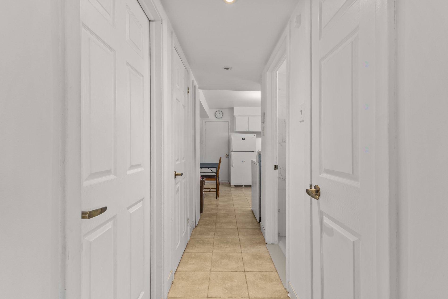 









6220

 - 6222A


Rue de Lachenaie

,
Montréal (Saint-Léonard),




QC
H1S1P3


