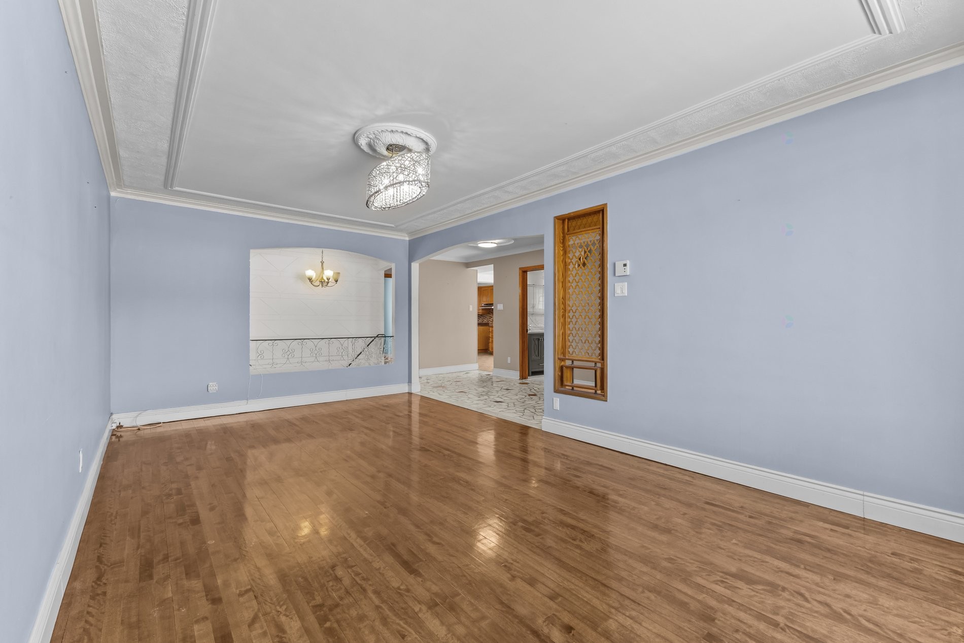 









6220

 - 6222A


Rue de Lachenaie

,
Montréal (Saint-Léonard),




QC
H1S1P3

