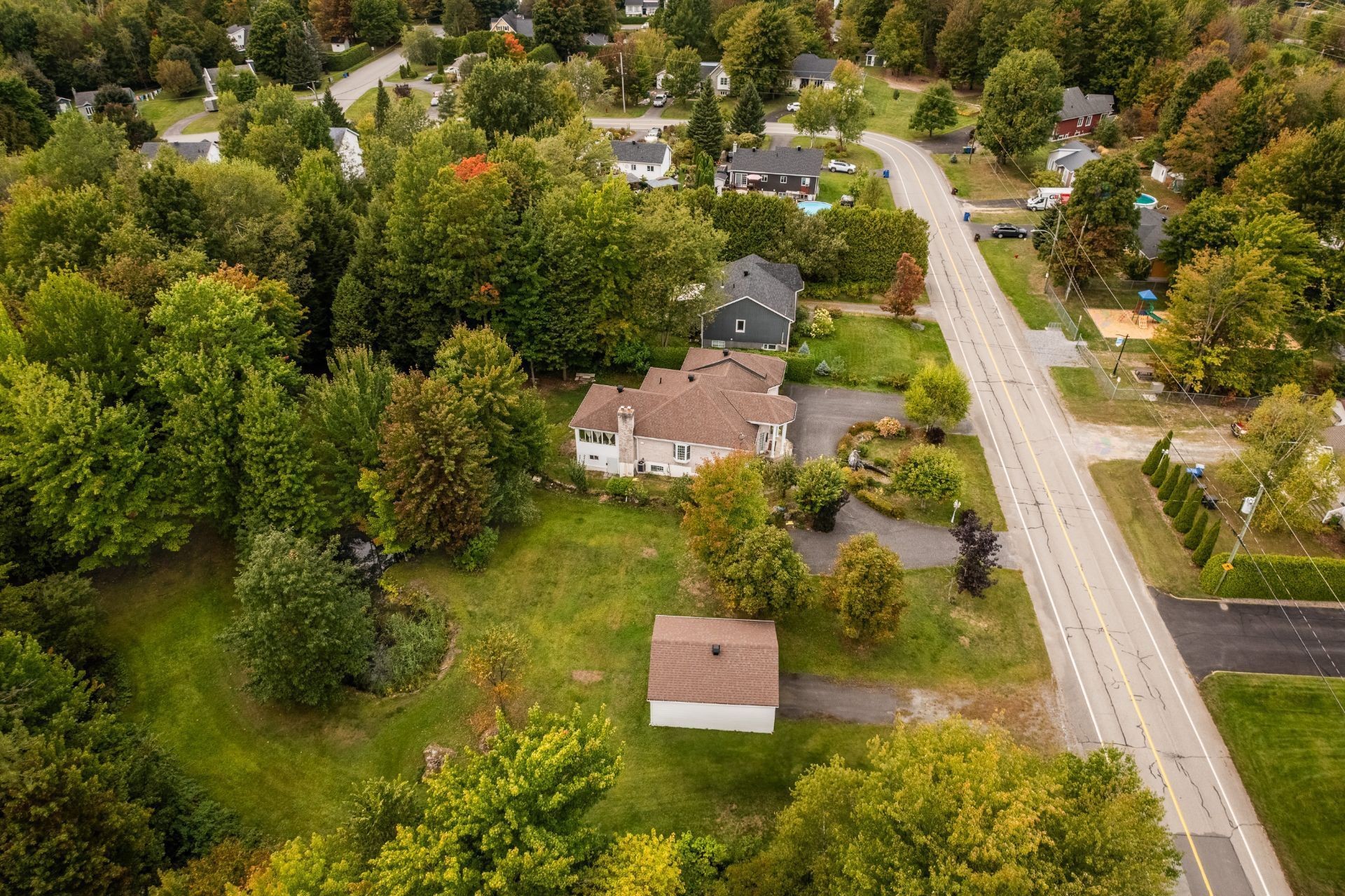 









943


Rue de la Roche

,
Granby,




QC
J2J2H9

