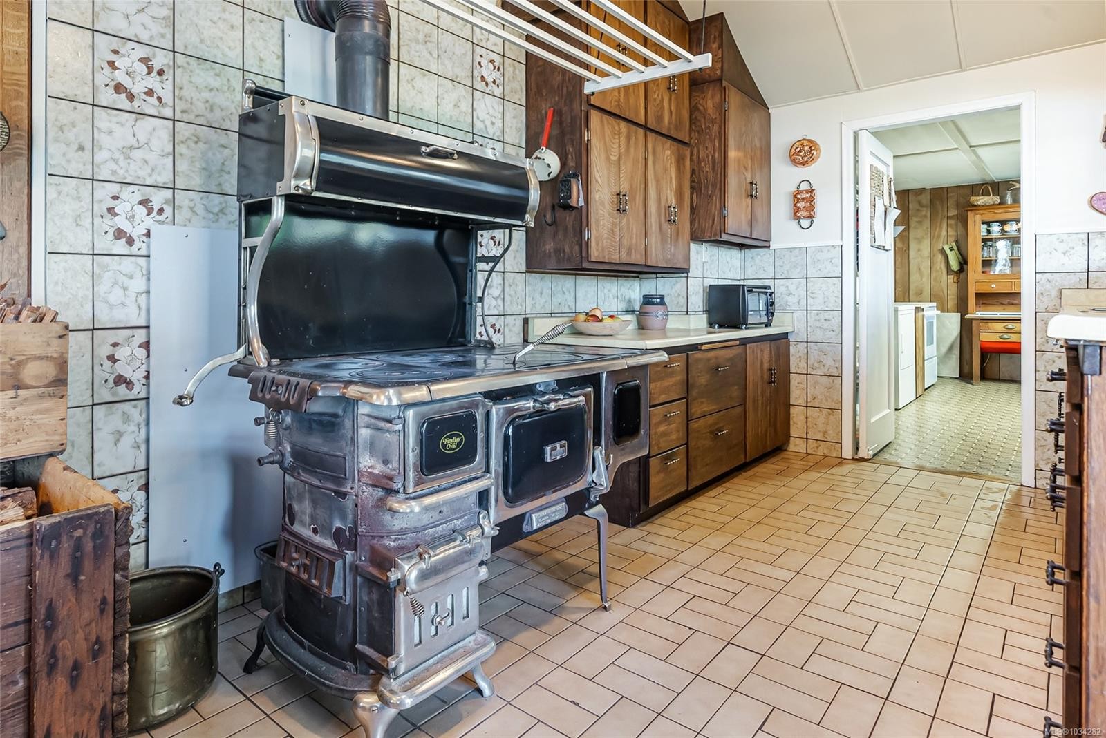 









970


Sea Fern

Lane,
Mudge Island,




BC
V0R 1X0

