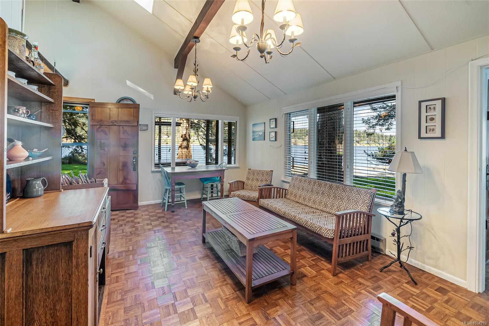 









970


Sea Fern

Lane,
Mudge Island,




BC
V0R 1X0


