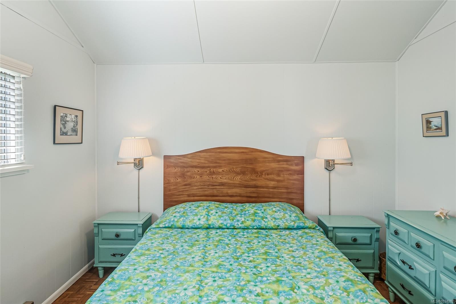 









970


Sea Fern

Lane,
Mudge Island,




BC
V0R 1X0

