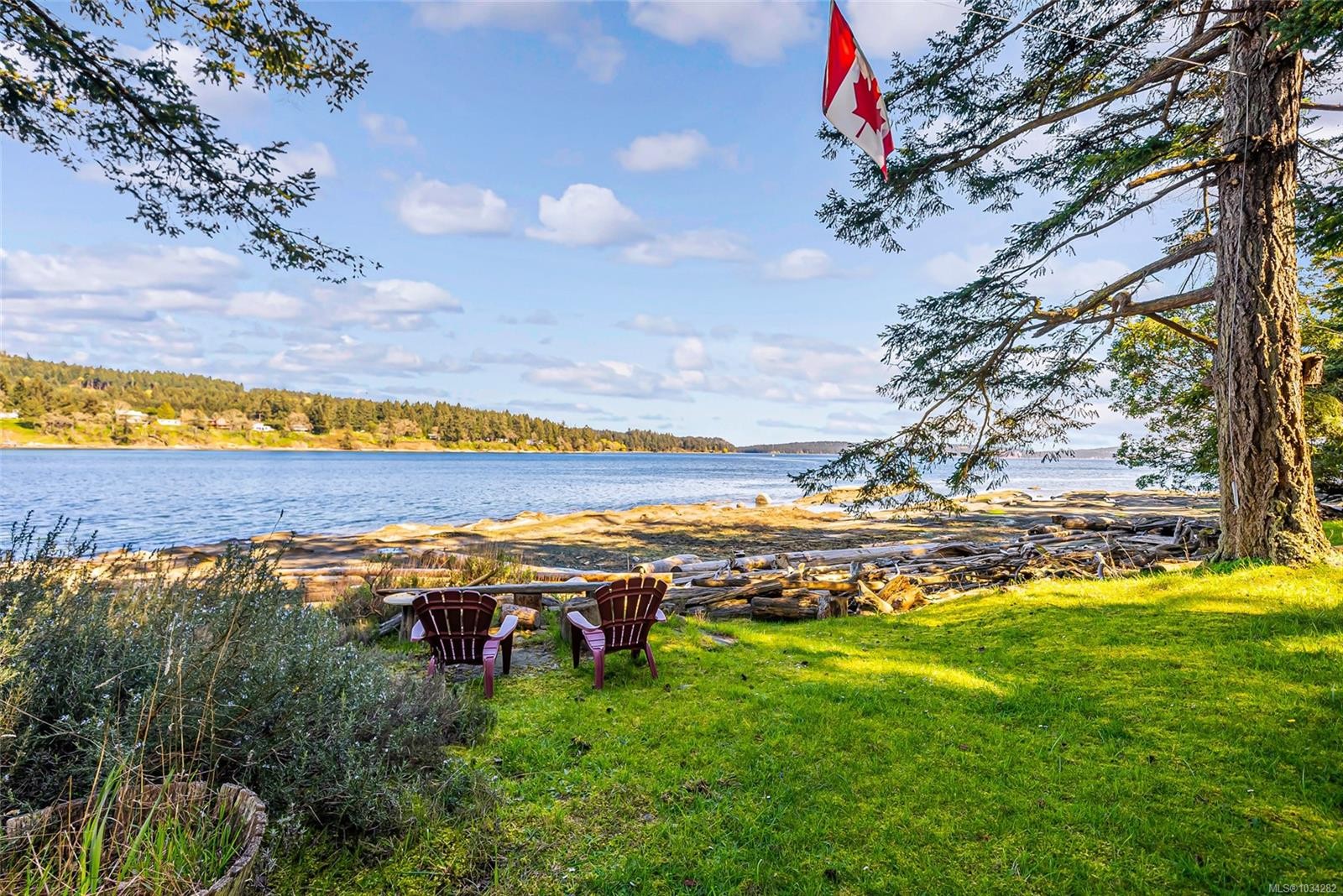 









970


Sea Fern

Lane,
Mudge Island,




BC
V0R 1X0

