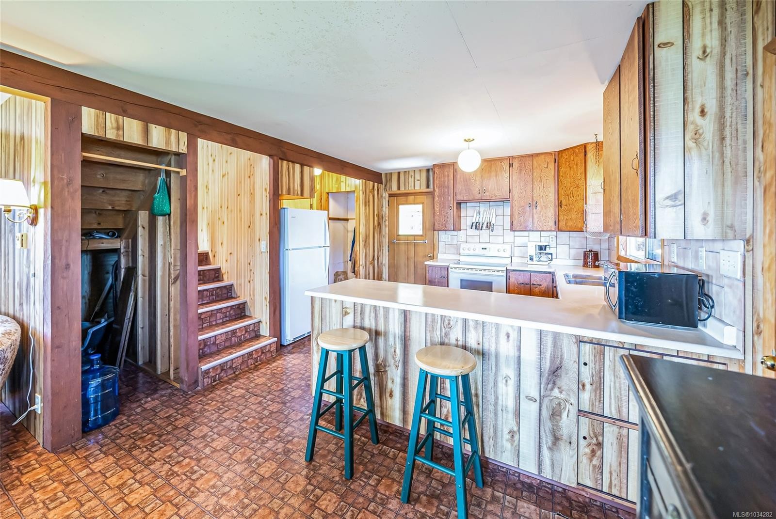 









970


Sea Fern

Lane,
Mudge Island,




BC
V0R 1X0

