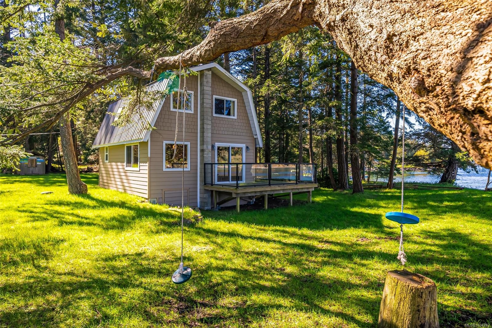 









970


Sea Fern

Lane,
Mudge Island,




BC
V0R 1X0

