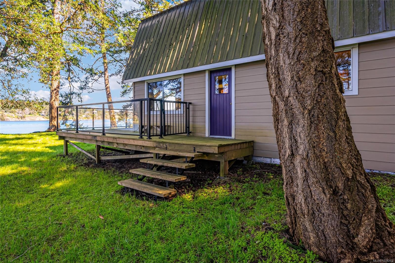 









970


Sea Fern

Lane,
Mudge Island,




BC
V0R 1X0

