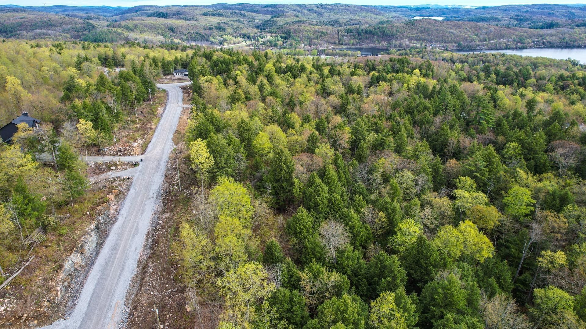 









45


Ch. de la Fresque

,
Val-des-Monts,







QC
J8N0C5

