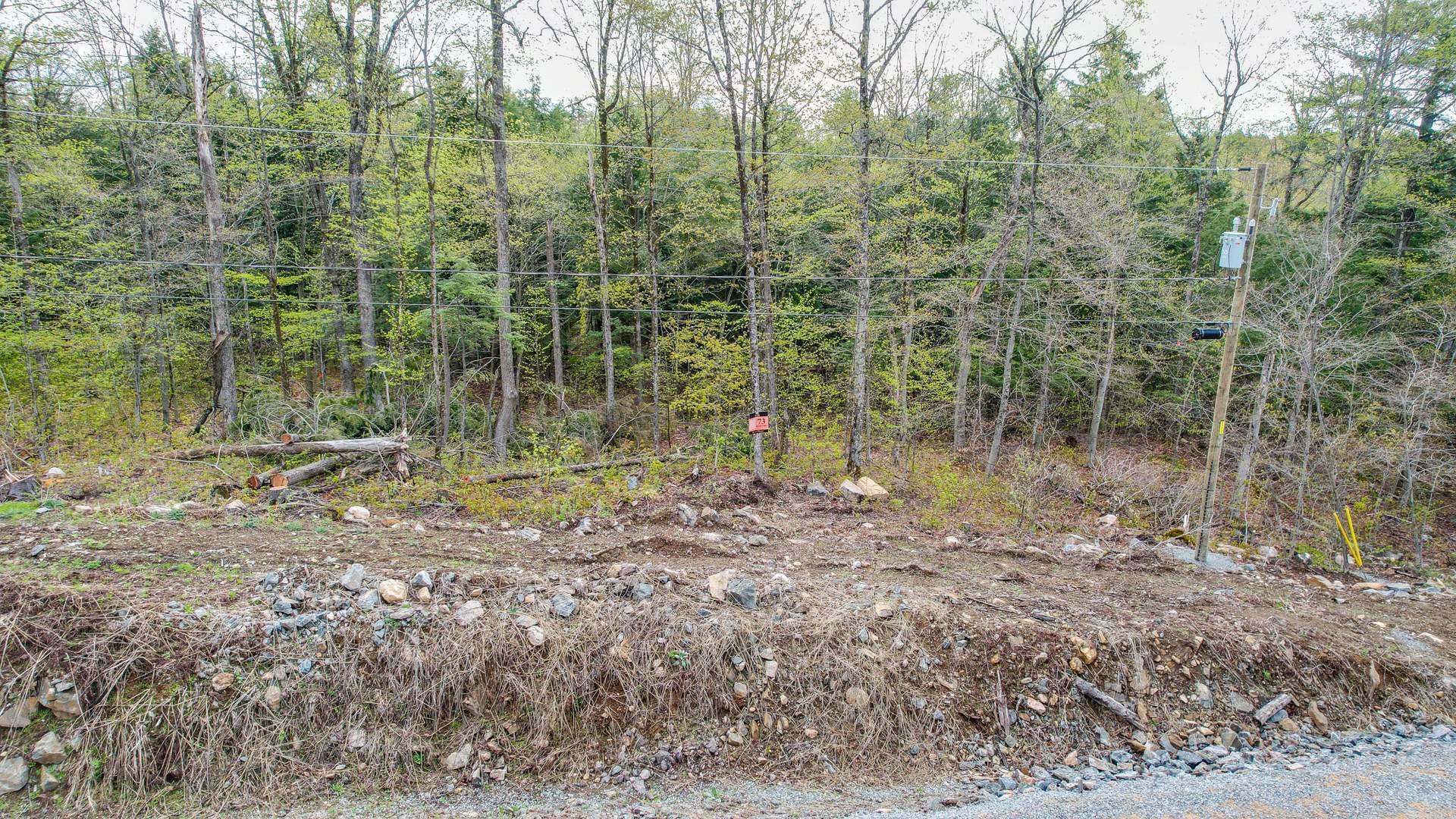 









45


Ch. de la Fresque

,
Val-des-Monts,







QC
J8N0C5

