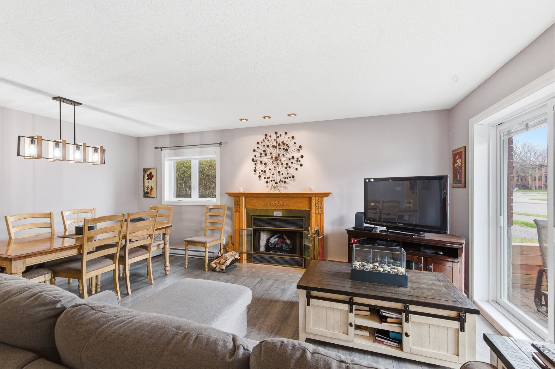 









547


Boul. des Hautes-Plaines

, 1,
Gatineau (Hull),




QC
J8Z2H2

