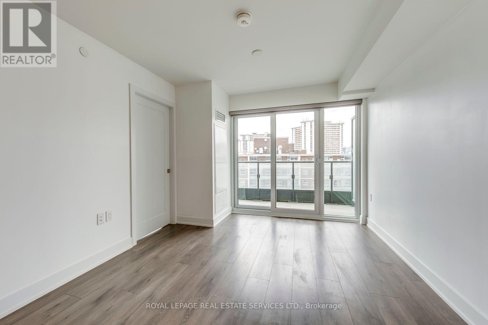 












1320 - 585 BLOOR STREET E

,
Toronto,




Ontario
M4W0B3

