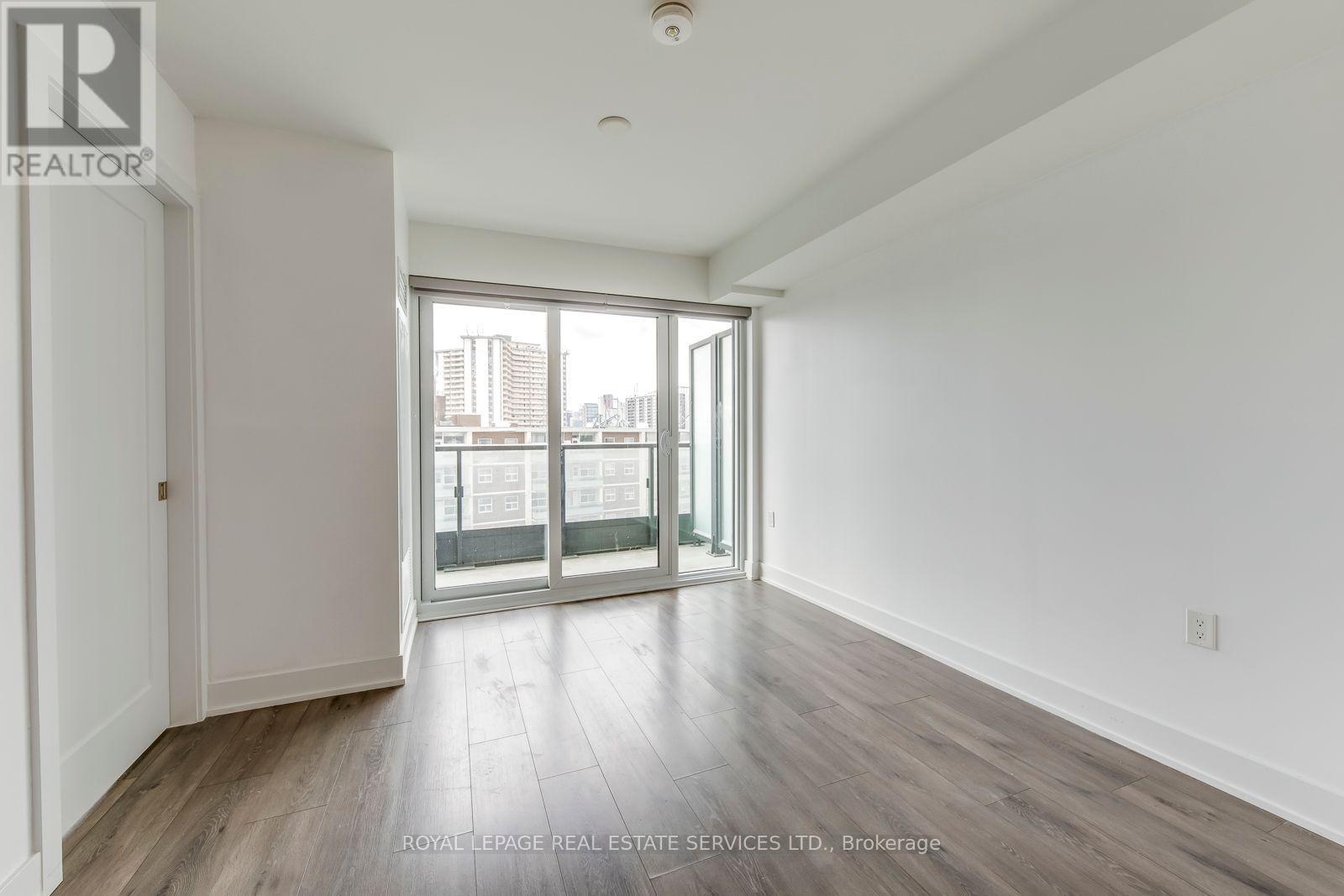 












1320 - 585 BLOOR STREET E

,
Toronto,




Ontario
M4W0B3

