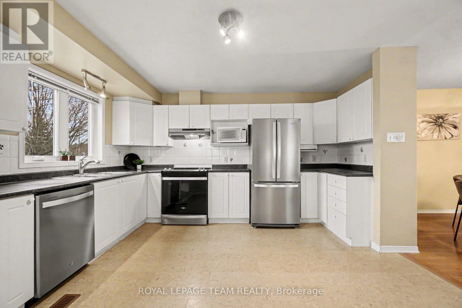












1598 LISBON STREET

,
Ottawa,




Ontario
K4A4C3

