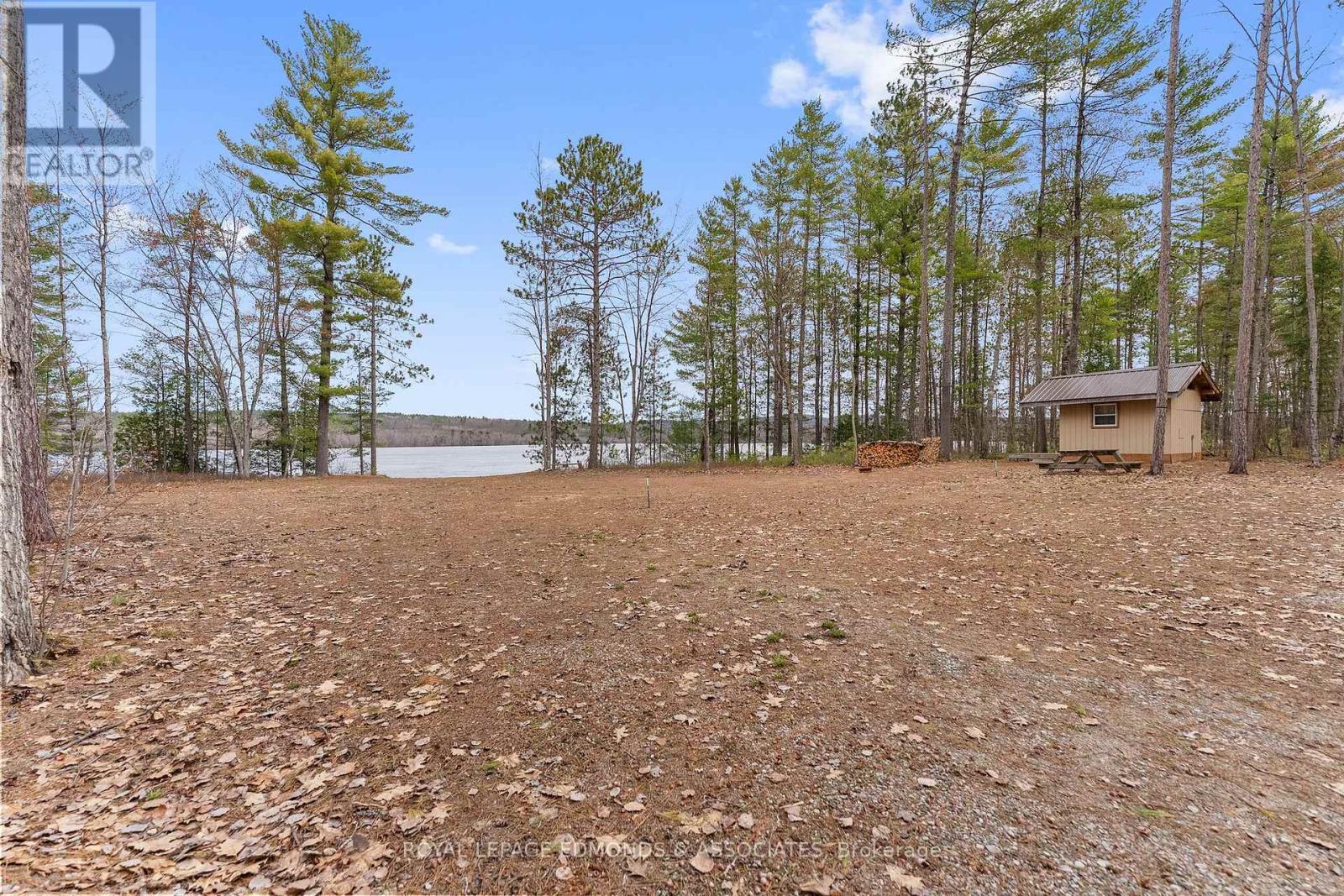 












290 HENNESSY TRAIL

,
Whitewater Region,







Ontario
K0J2L0

