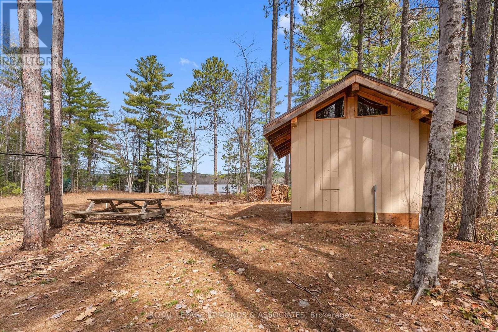 












290 HENNESSY TRAIL

,
Whitewater Region,







Ontario
K0J2L0

